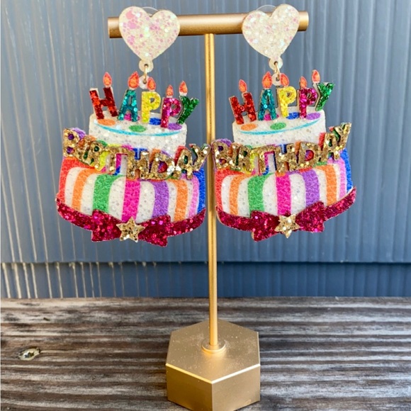 Happy birthday glittered heart cake earrings - Picture 4 of 5